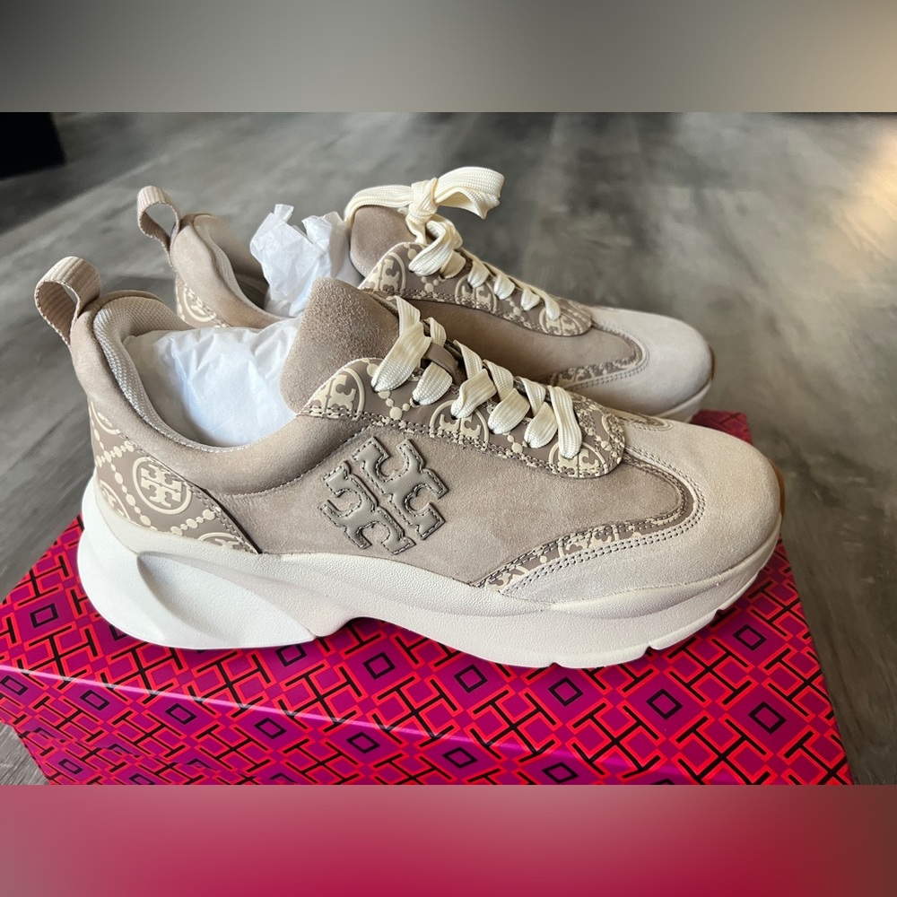 NIB Tory Burch Trainers! Embossed Calf leather